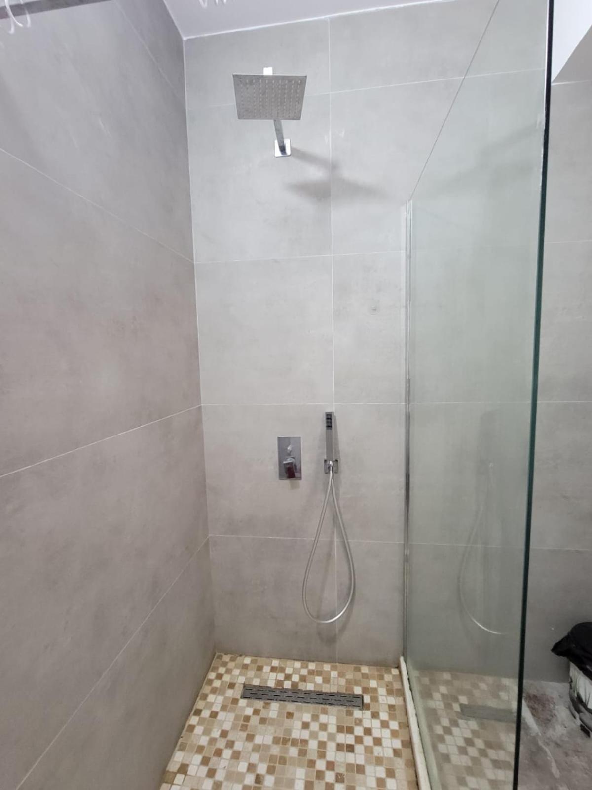 Ajla Komuna Apartament Apartament *