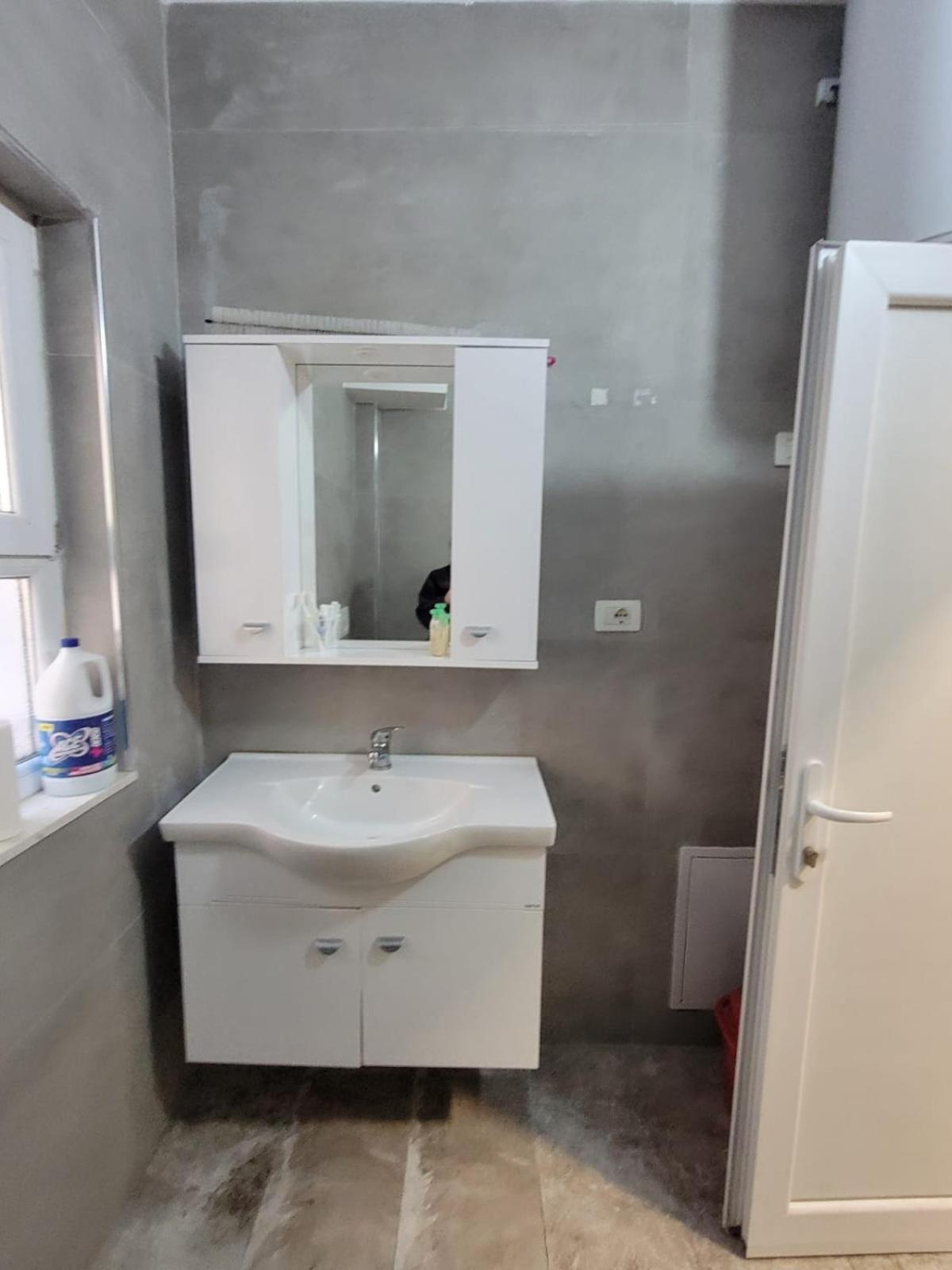 Ajla Komuna Apartament Apartment Tirana
